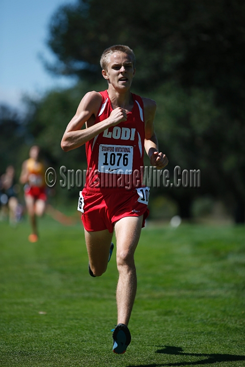 2014StanfordD2Boys-178.JPG - D2 boys race at the Stanford Invitational, September 27, Stanford Golf Course, Stanford, California.